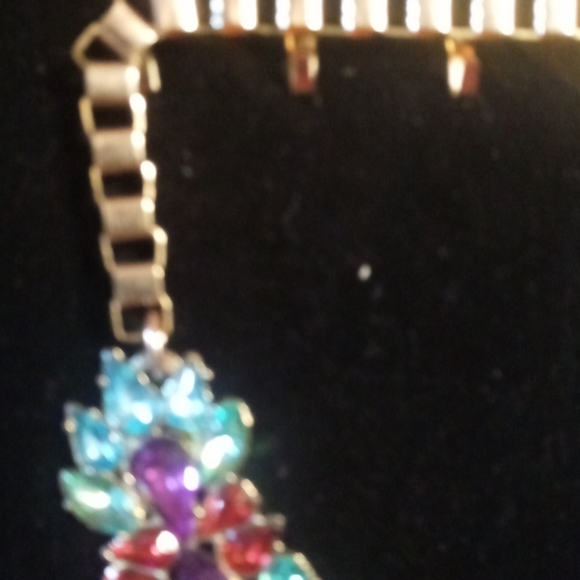 Charming Charlie statement collar bib necklace 18 to 22 inches long - Picture 7 of 11